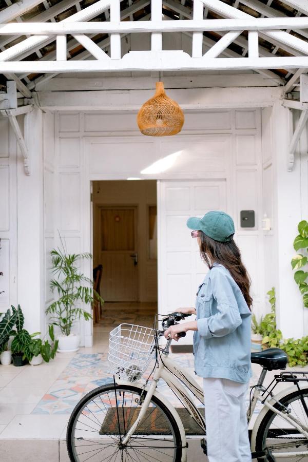 Roemah Renjana Yogyakarta Hotel Buitenkant foto