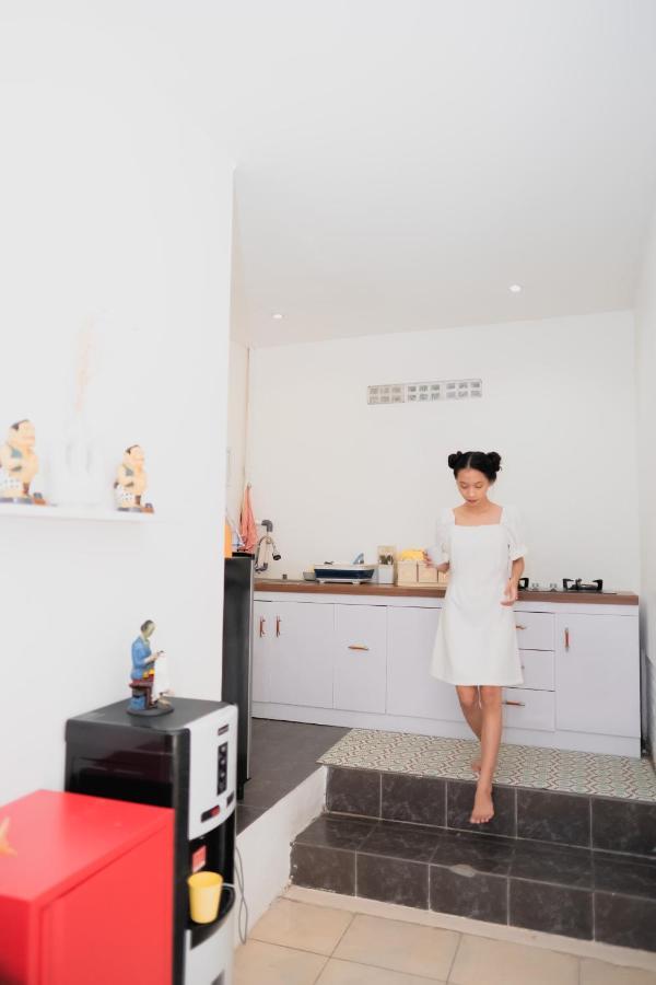 Roemah Renjana Yogyakarta Hotel Buitenkant foto